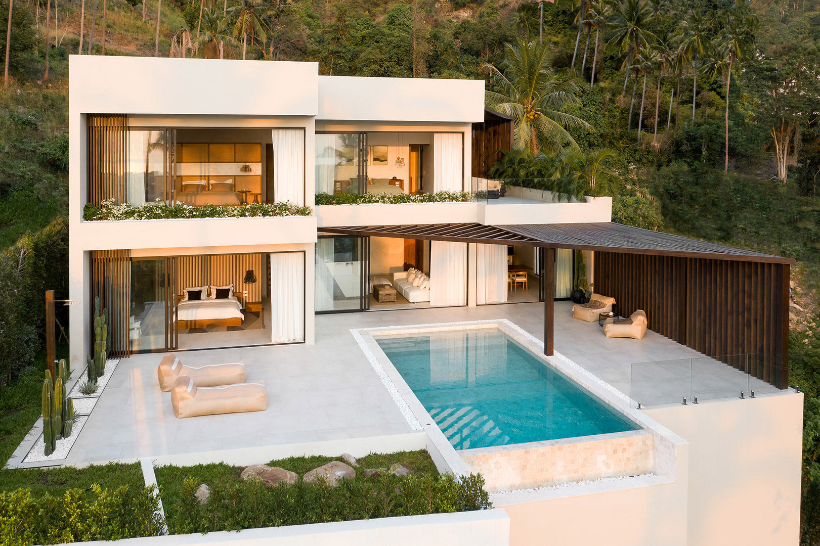 Istani Villas – Award Winning Mediterranean 4+1 Bedroom Seaview Villa in Chaweng 