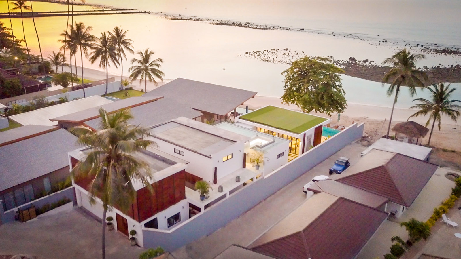 (SOLD) Villa Suma by Pavana – Luxurious 7 Bedroom Beachfront Villa in Laem Sor for sale