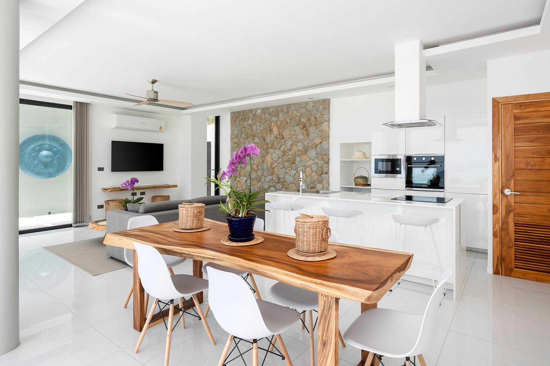 (SOLD) Enchanting 3 Bedroom Seaview Pool Villa in Bophut for sale