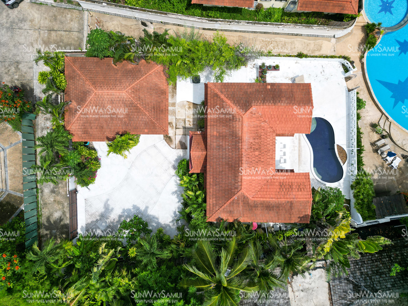 Tongson Beachfront Villa – 3 Bedroom Beachfront Villa in Tongson Bay for Sale