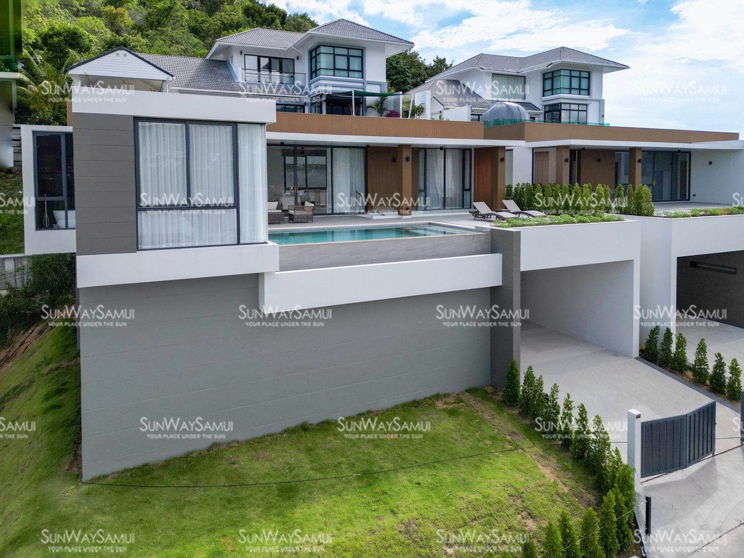 Samui Hillside Village – 3+1 Bedroom Mountain-view Pool Villa in Bophut for sale 