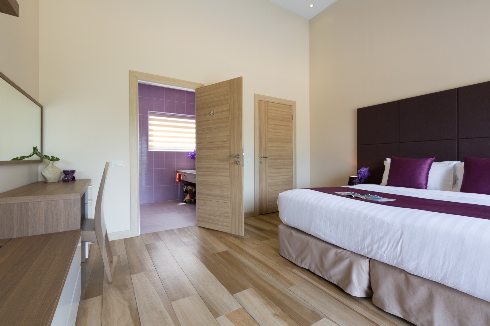 Villa Mojito – Beachside 5 Bedroom Pool Villa in Ban Tai for sale