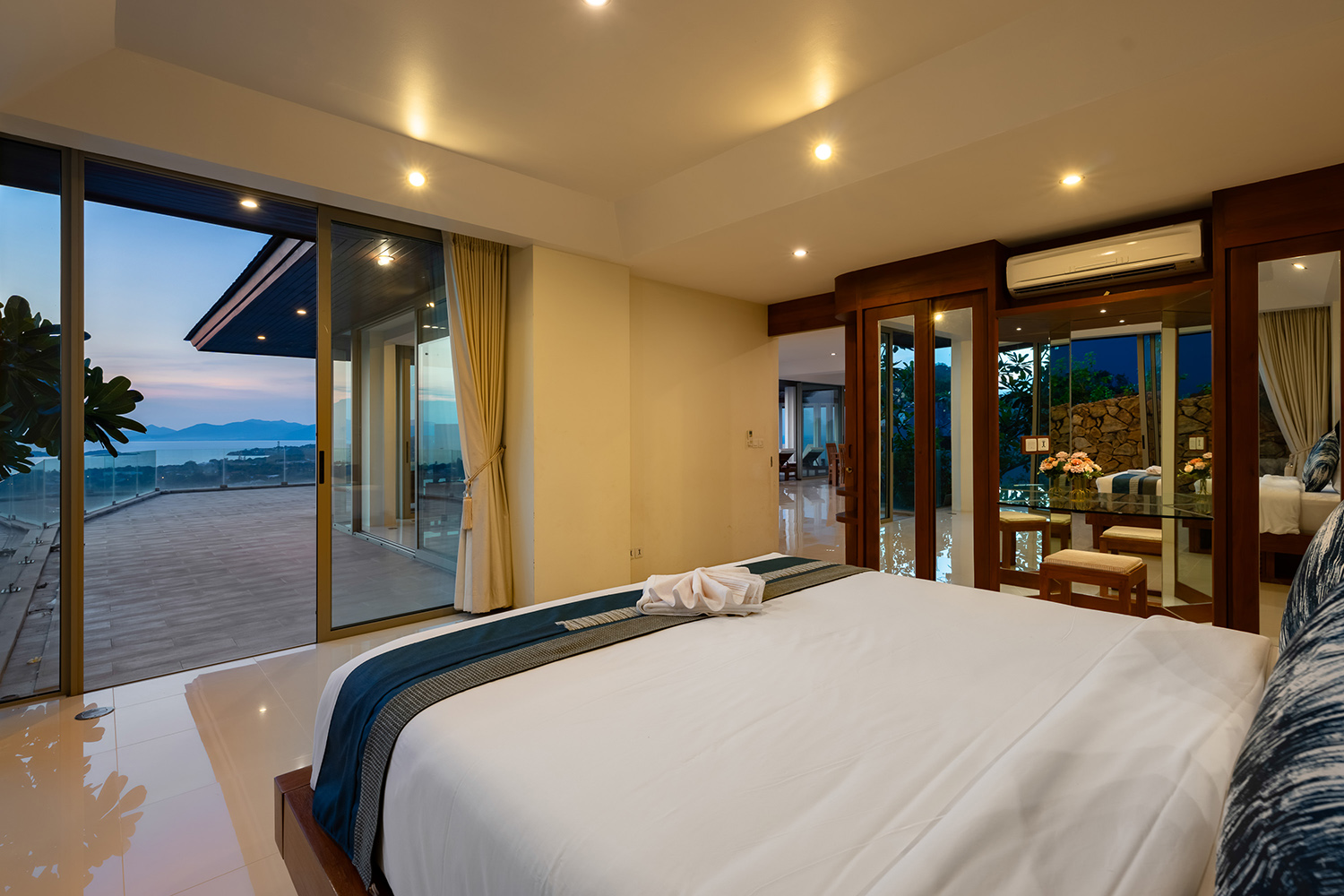 (PRICE REDUCED!) Narai Kiri Villa – Spacious 5 Bedroom Seaview Pool Villa in Plai Laem for sale