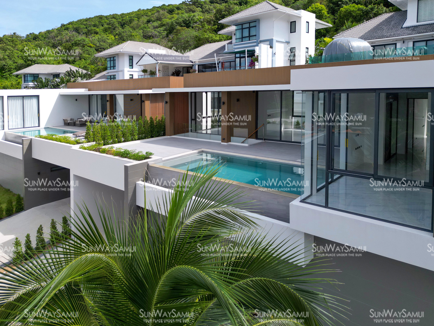 Samui Hillside Village – 3+1 Bedroom Mountain-view Pool Villa in Bophut for sale 