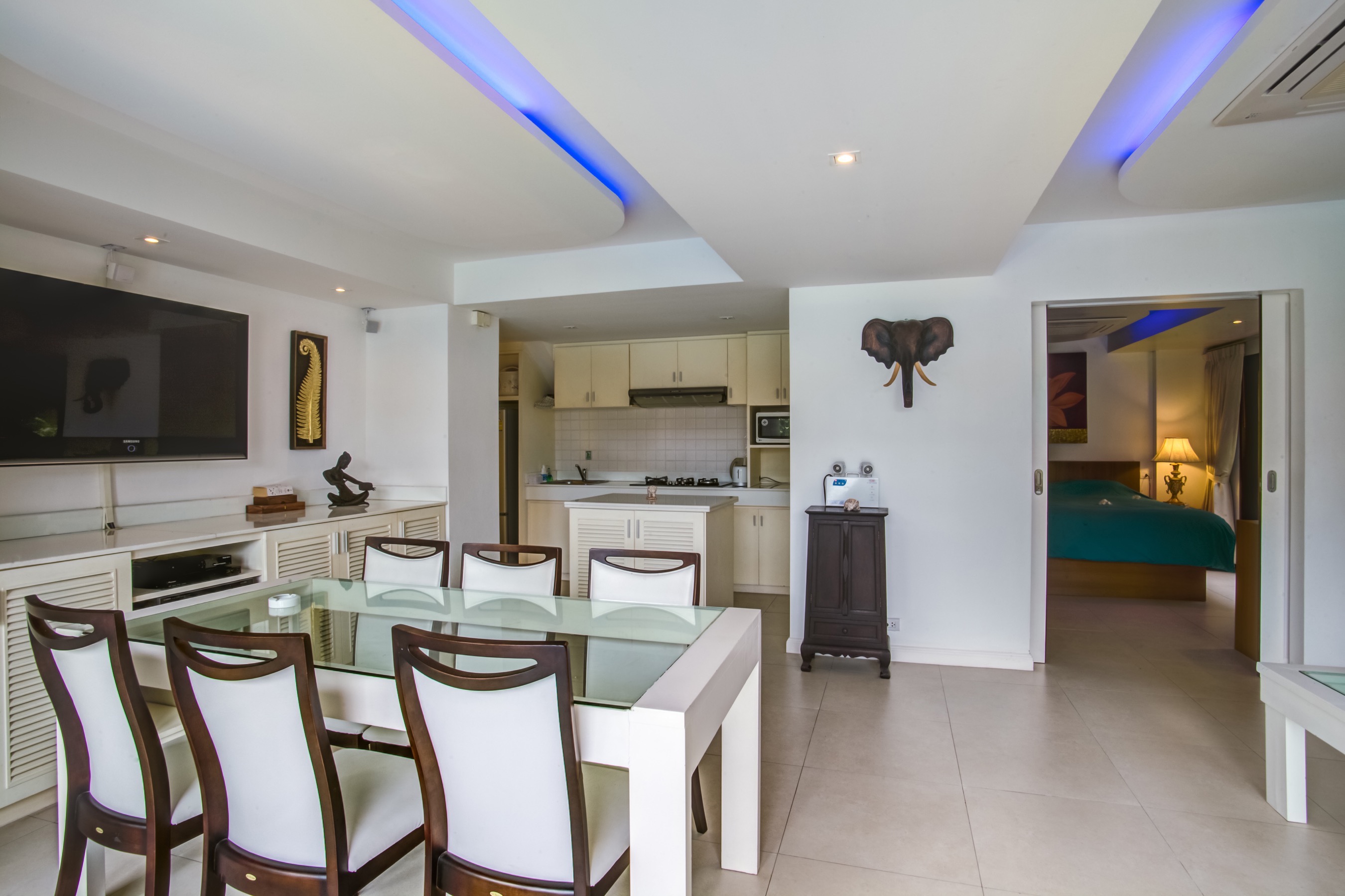 Villa Chok – Beachside 3 Bedroom Pool Villa in Ban Tai for sale