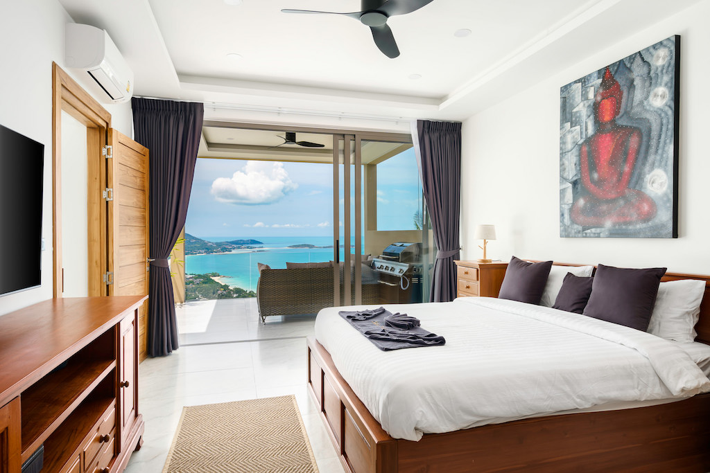 Majestic 4 Bedroom Seaview Pool Villa in Chaweng Noi for Sale