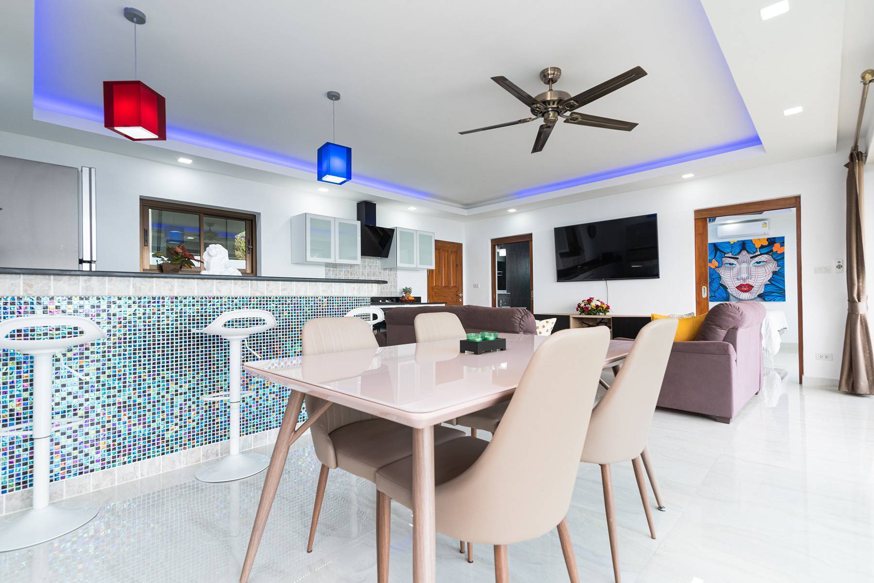 (SOLD) 2 bedroom sea-view apartment Re-Sale in Lamai