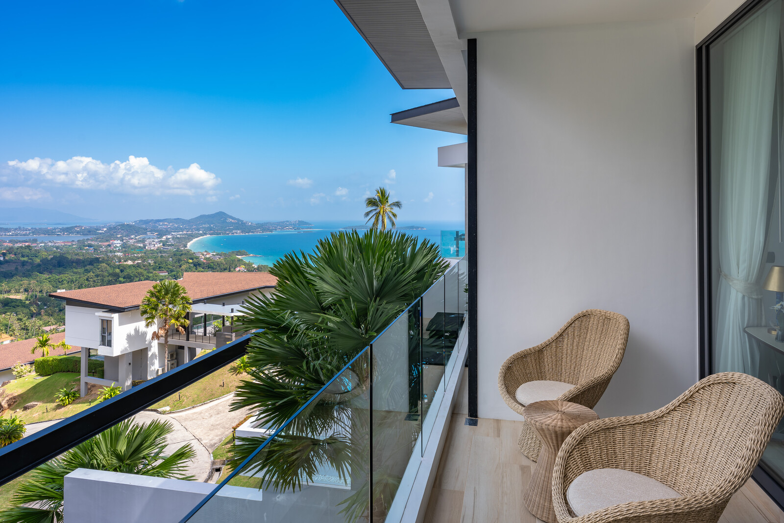 Verano Residence - Contemporary 4+1 Bedroom Seaview Pool Villa in Chaweng Noi for Sale: Verano Residence - Contemporary 4+1 Bedroom Seaview Pool Villa in Chaweng Noi for Sale