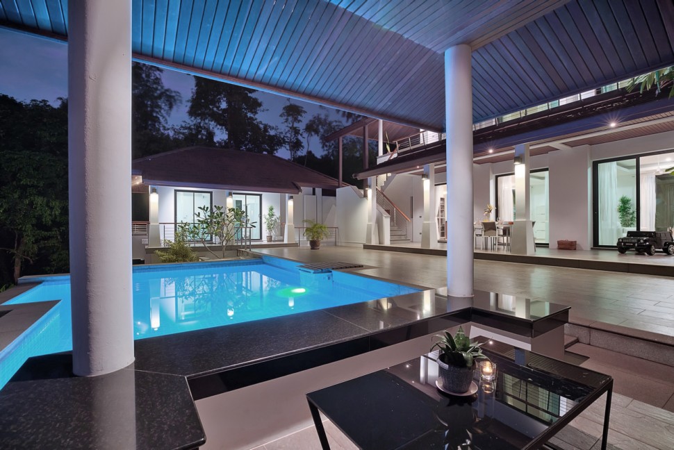 Large 3 Bedroom Seaview Pool Villa in Maenam for sale: Three bedroom Villa in Maenam