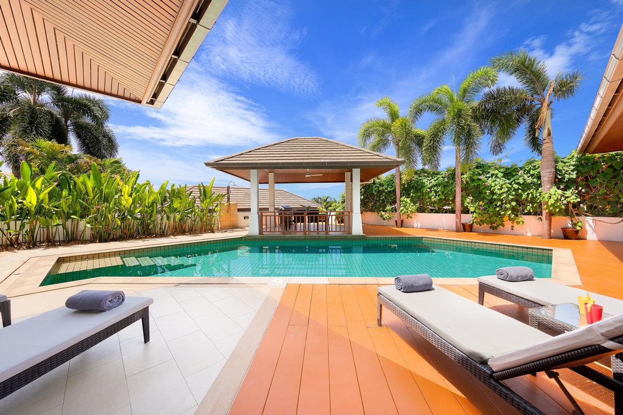 (PRICE REDUCED!) Villa Mai Tai – 3 Bedroom Garden Pool Villa in Horizon Villa, Choengmon for sale