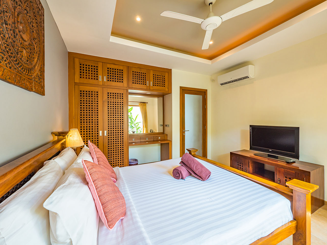 Villa Horizon 20 - Tropical 2 Bedroom Partial Seaview Pool Villa in Choengmon for sale