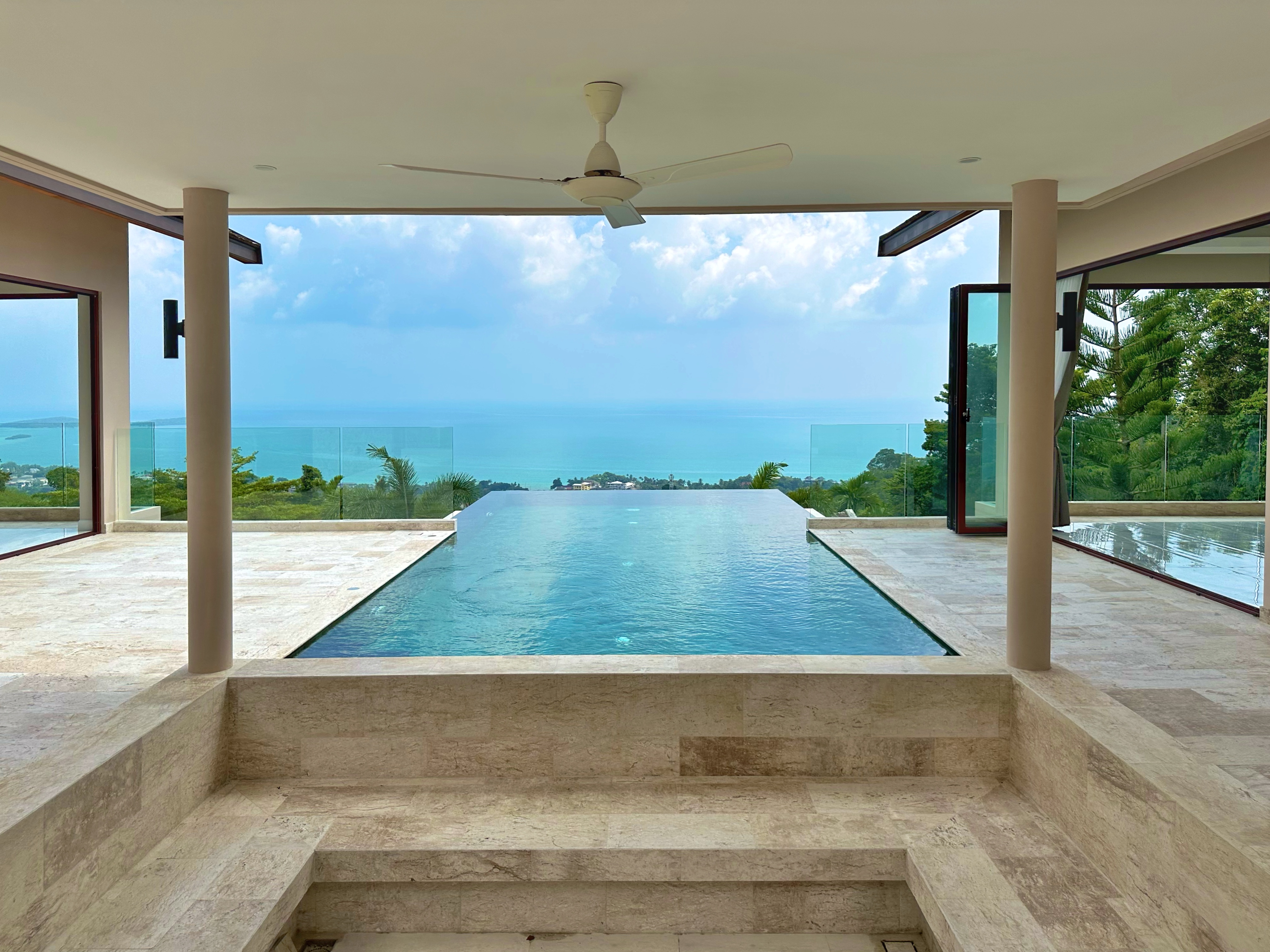 (SOLD) Villa Tujuh - Traditional Tropical 3 Bedroom Seaview Pool Villa in Chaweng Noi For Sale