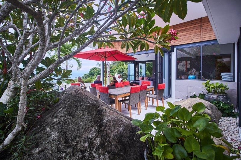 Architecturally Stunning Villa with Spectacular Ocean and Mountain View