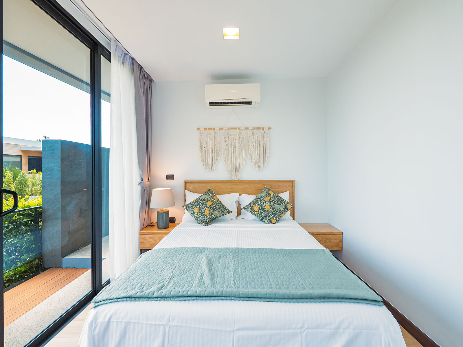 (PRICE REDUCED!) Verano Residence - Contemporary 3+1 Bedroom Seaview Pool Villa in Chaweng Noi for Sale