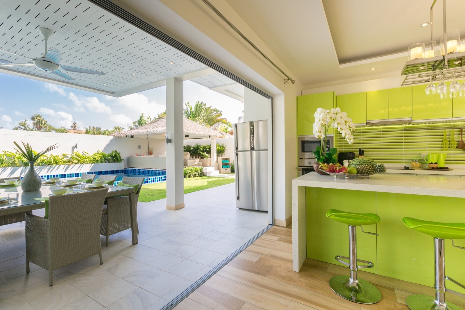 Villa Mojito – Beachside 5 Bedroom Pool Villa in Ban Tai for sale