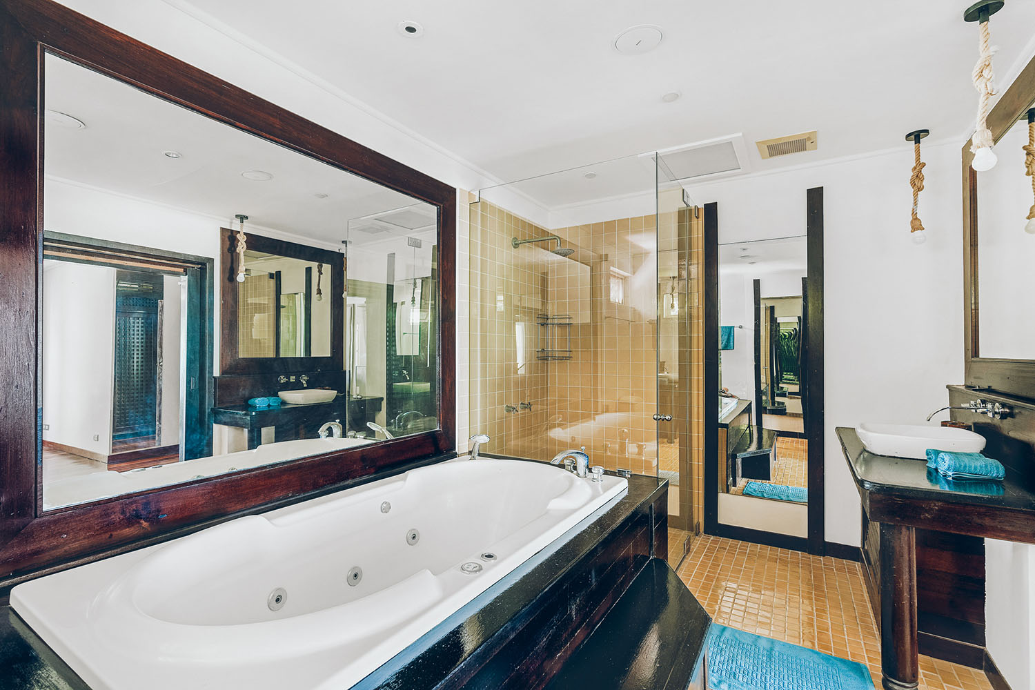 Tongson Beachfront Villa – 3 Bedroom Beachfront Villa in Tongson Bay for Sale: Tongson Beachfront Villa – 3 Bedroom Beachfront Villa in Tongson Bay for Sale
