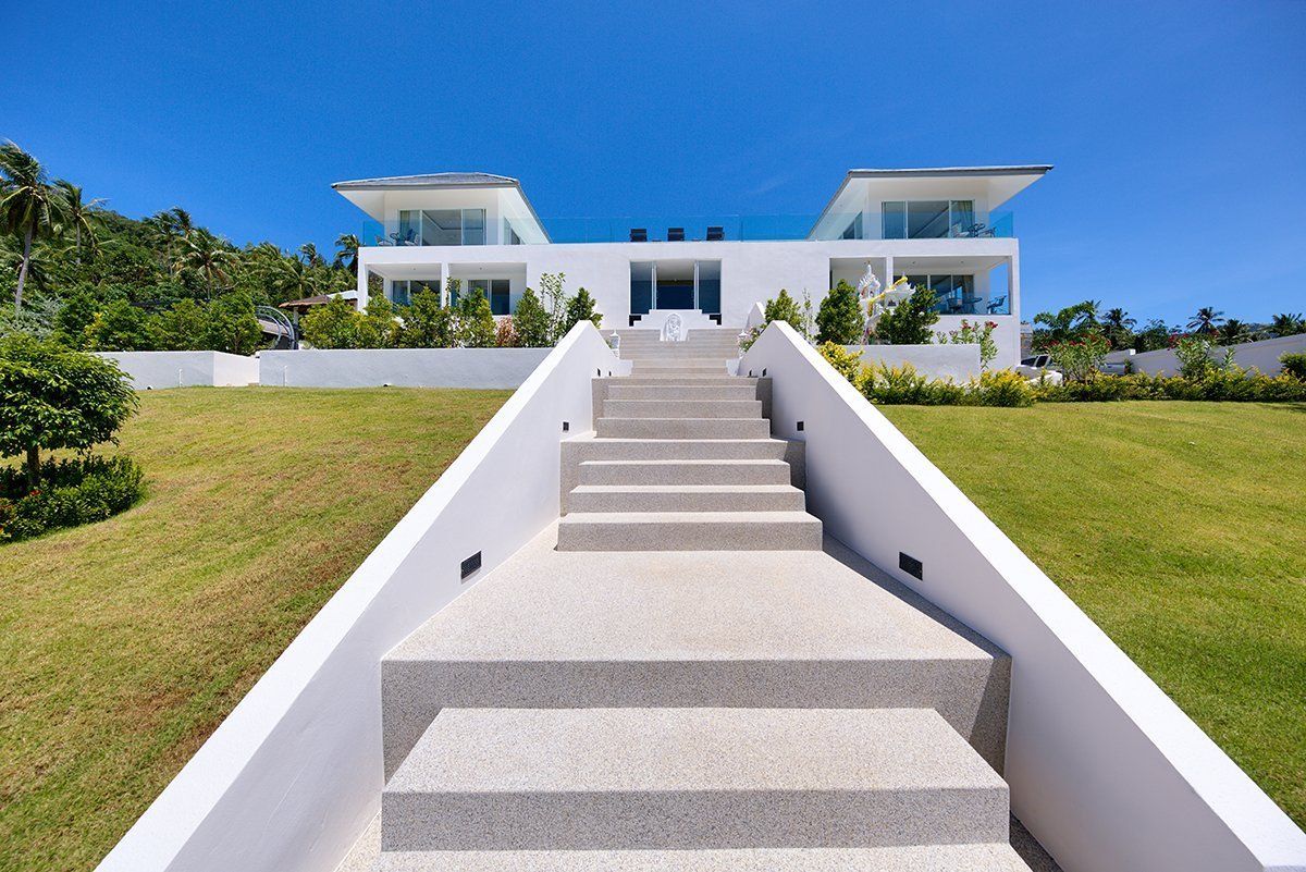 (SOLD) Villa White Lotus - Luxury 7 bedroom Seaview Villa in Maenam for sale