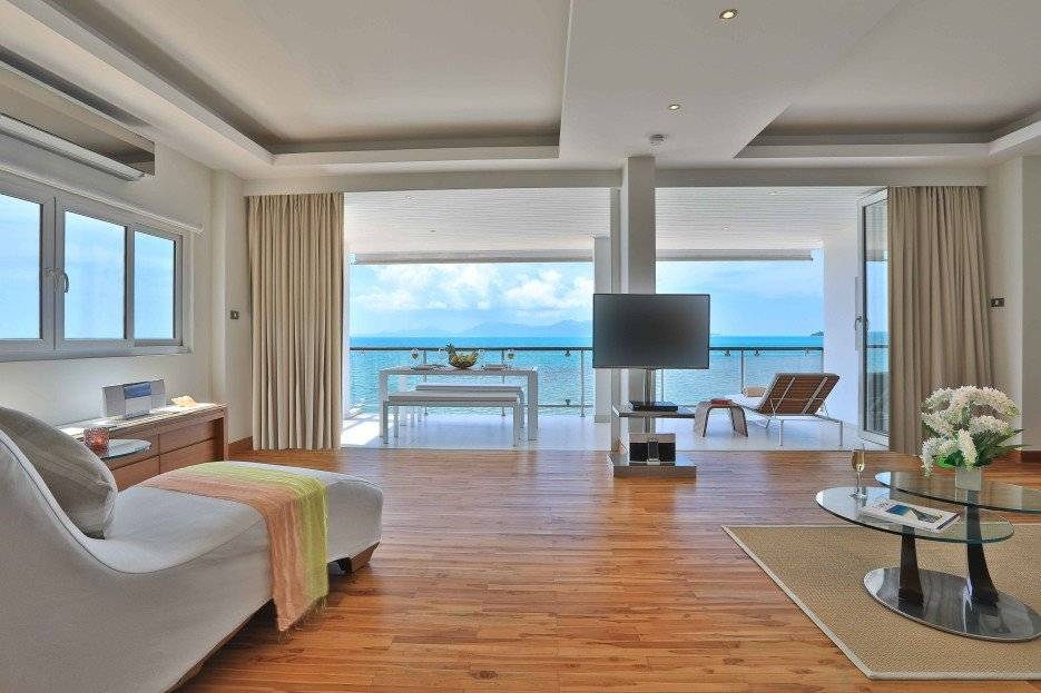 Osho Beachfront Apartments - Deluxe seaside apartments