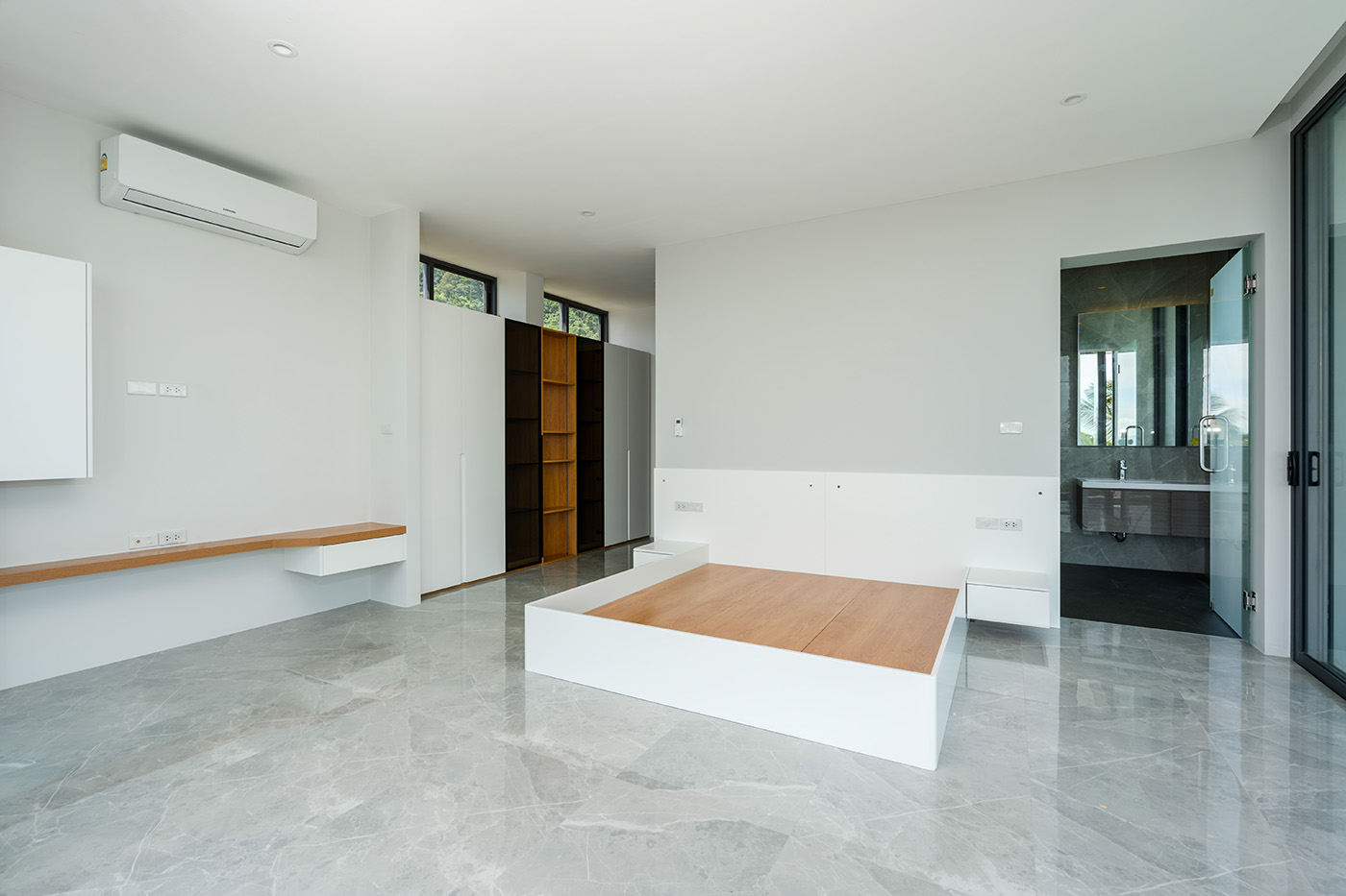 Spanking-New 4 Bedroom Seaview Pool Villa in Bang Por for sale