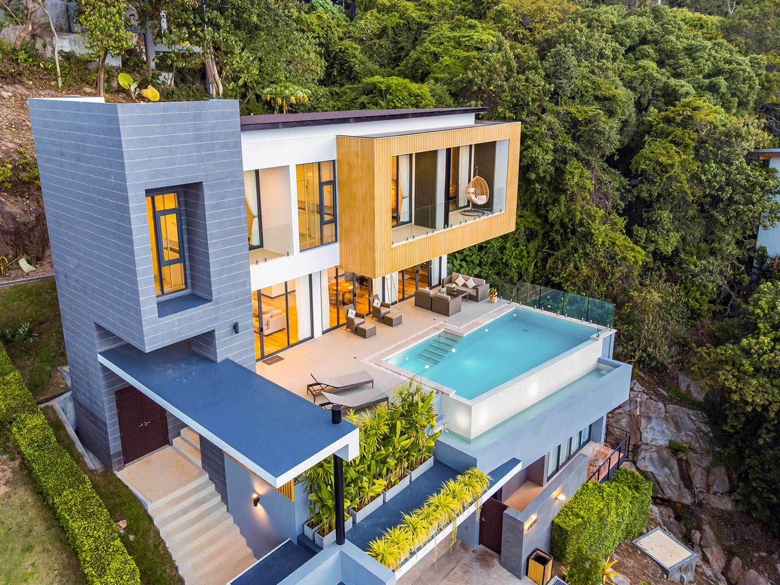 (PRICE REDUCED!) Verano Residence - Contemporary 3+1 Bedroom Seaview Pool Villa in Chaweng Noi for Sale