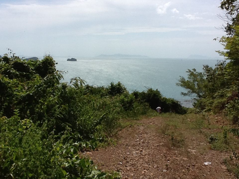 46 rai sea view land at Taling Ngam together with beach front.