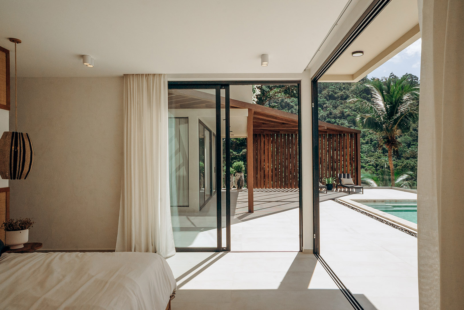 Istani Villas – Award Winning Mediterranean 4+1 Bedroom Seaview Villa in Chaweng 