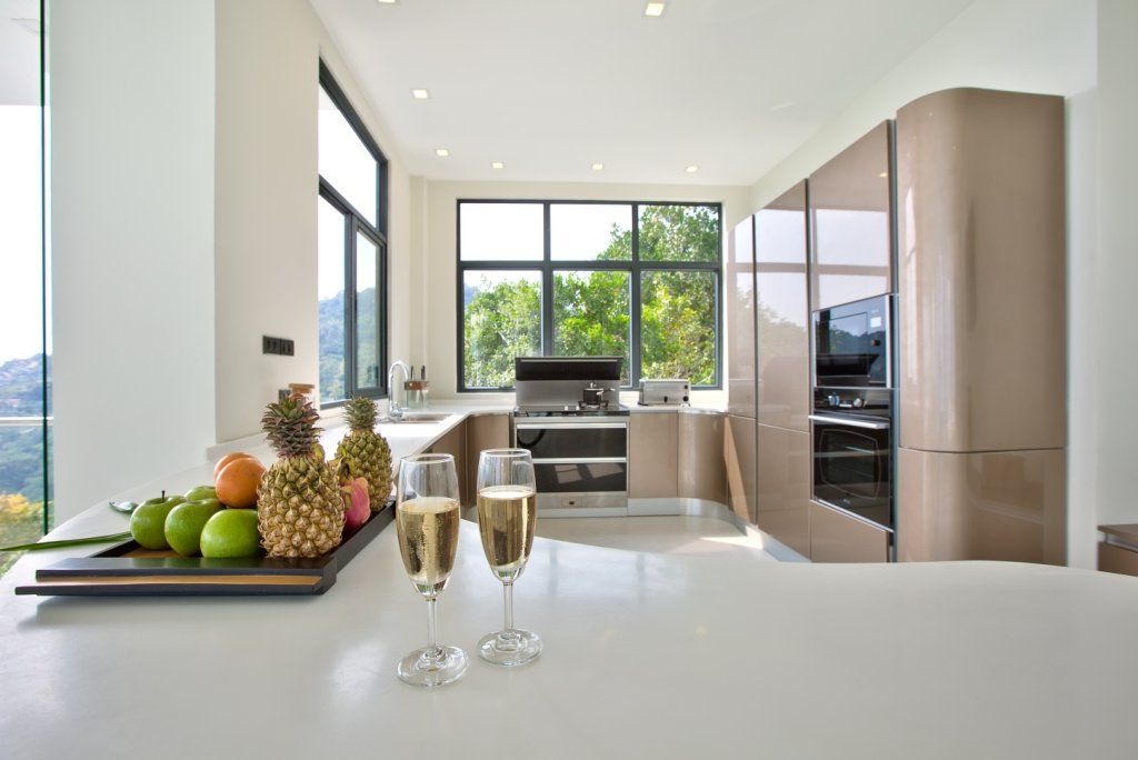 Villa Seawadee – Modern 4 Bedroom Seaview Pool Villa in Chaweng Noi for sale