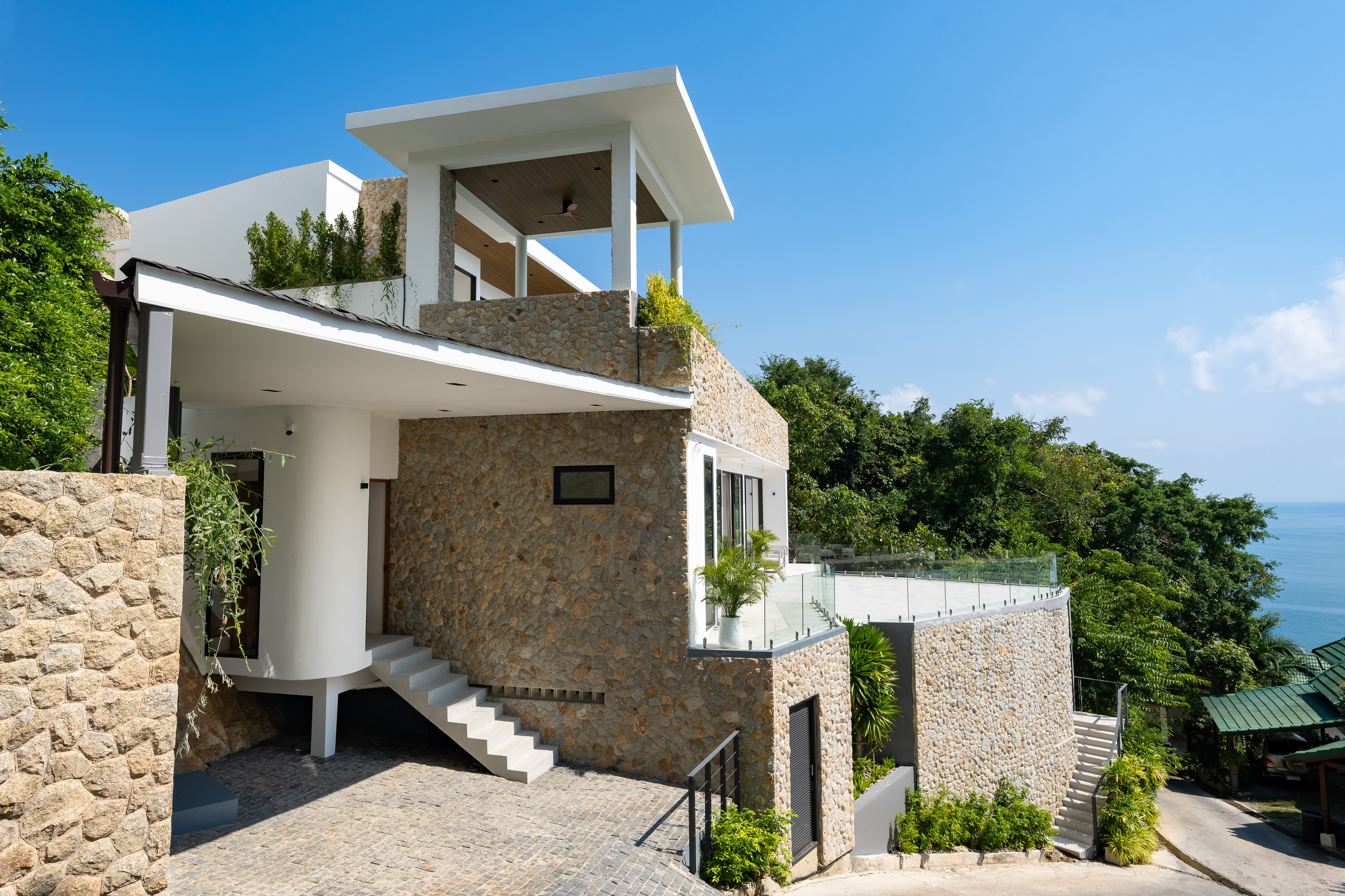 Villa Sea Stone - Masterpiece 3 Bedroom Seaview Pool Villa in Chaweng Noi: Villa Sea Stone — Masterpiece 3 Bedroom Seaview Pool Villa in Prestigious Chaweng Noi