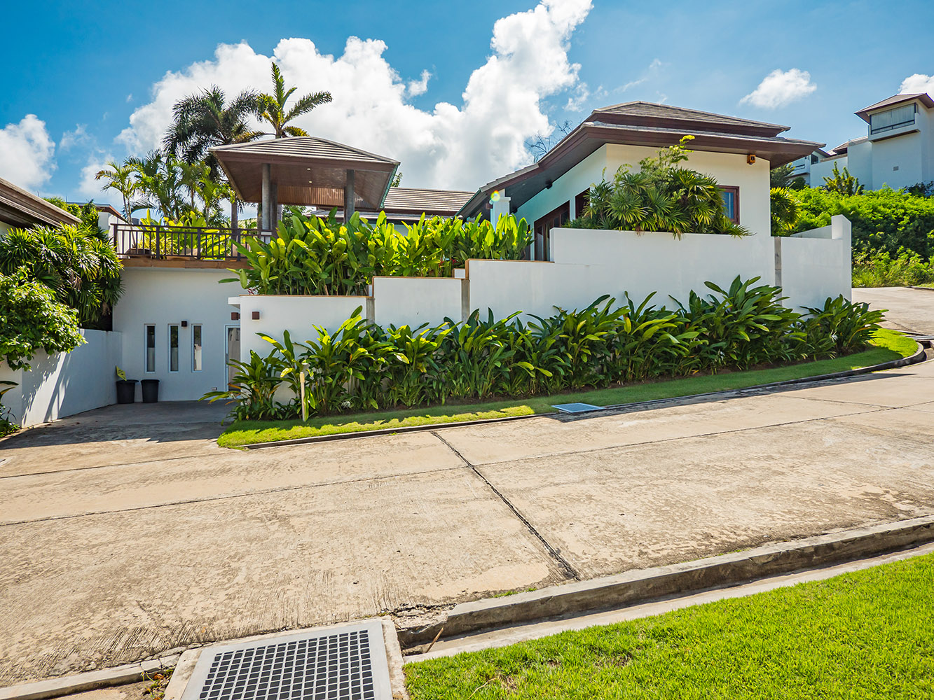 Villa Horizon 20 - Tropical 2 Bedroom Partial Seaview Pool Villa in Choengmon for sale