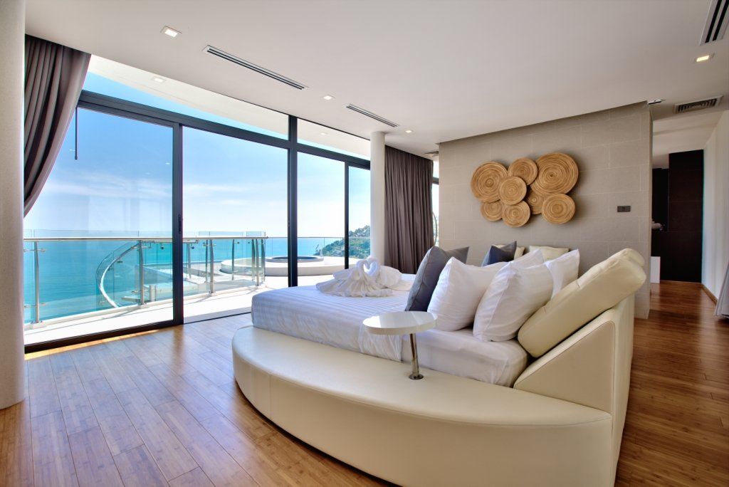 Villa Seawadee – Modern 4 Bedroom Seaview Pool Villa in Chaweng Noi for sale