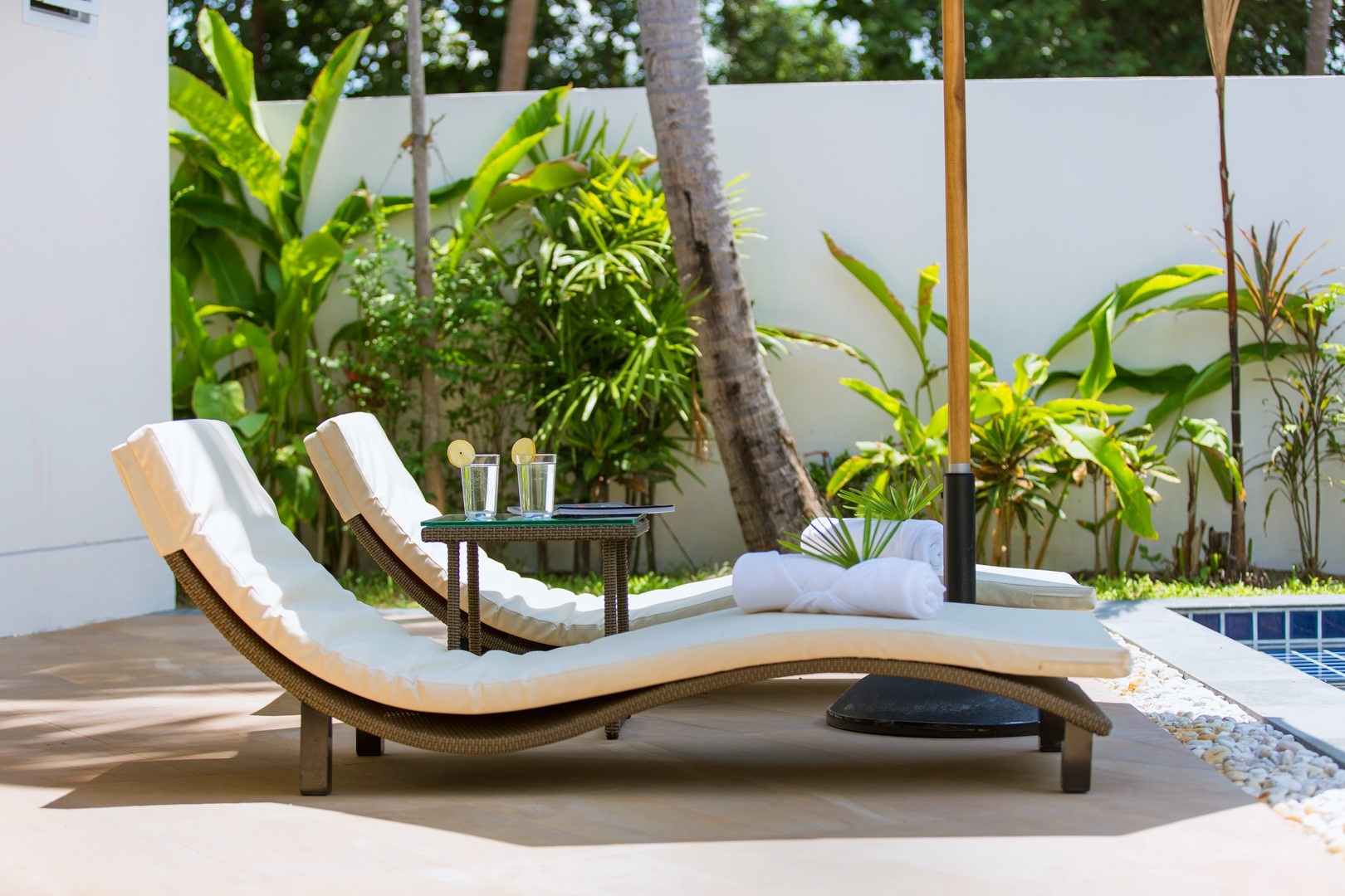 Beachside 2 Bedroom Garden Pool Villa in Lipa Noi for sale