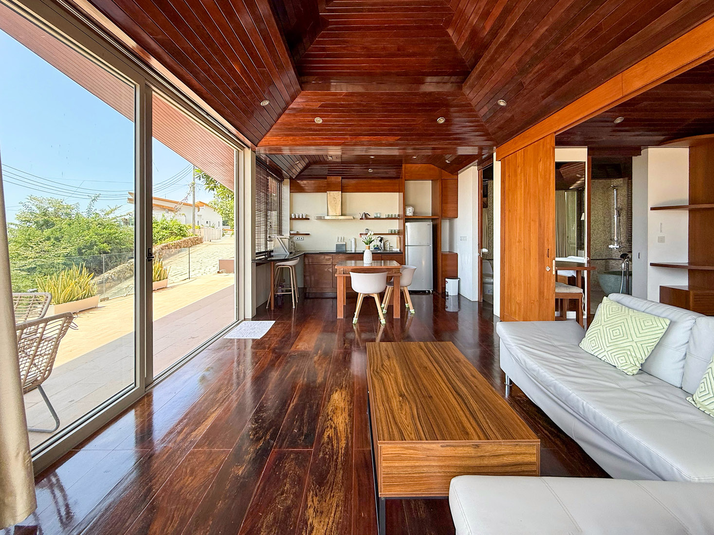 Villa Daniela - Charming 3+1 Bedroom Seaview Villa in Plai Laem for sale