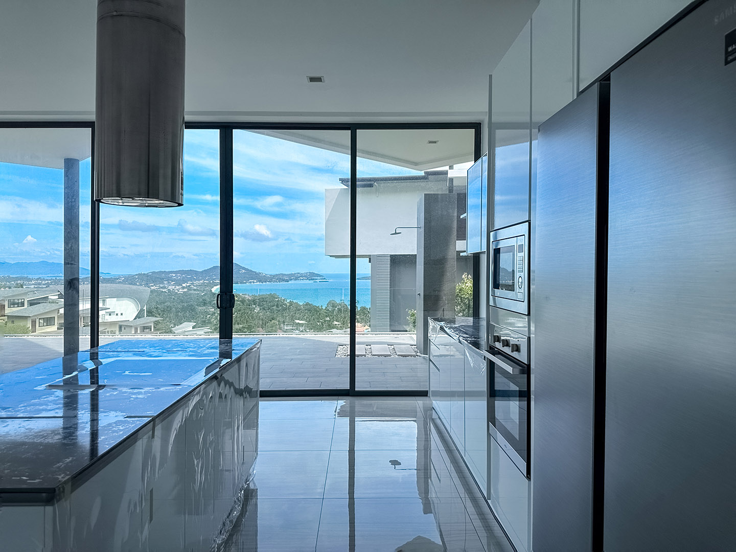 Verano Residence - Quality 4+1 Bedroom Seaview Pool Villa in Chaweng Noi for Sale