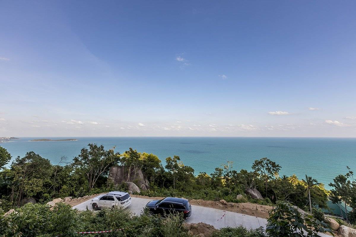 Bayview Estate - stunning infinity 3 bedroom sea view villas in prime location  