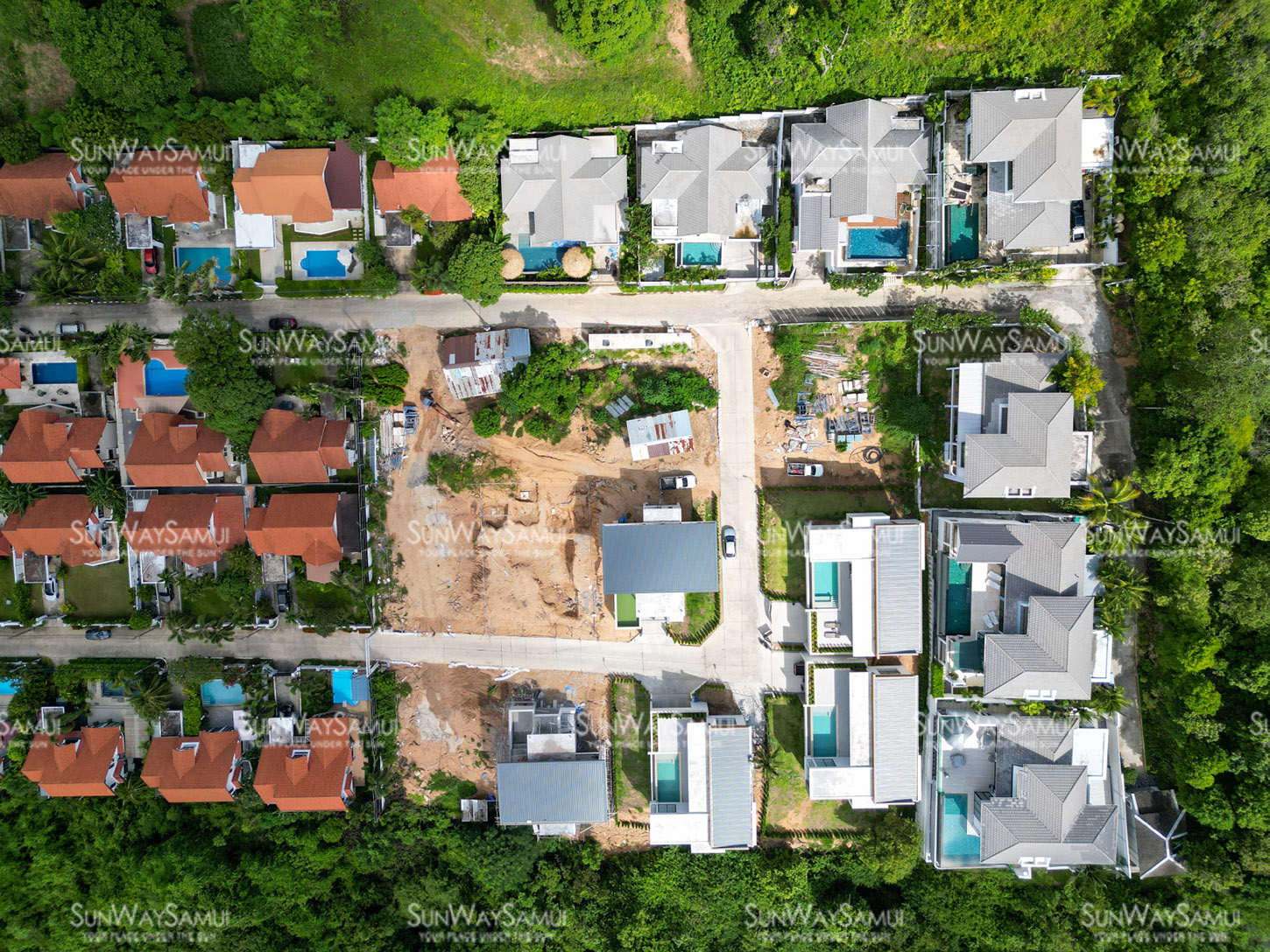 Samui Hillside Village – 3+1 Bedroom Mountain-view Pool Villa in Bophut for sale 