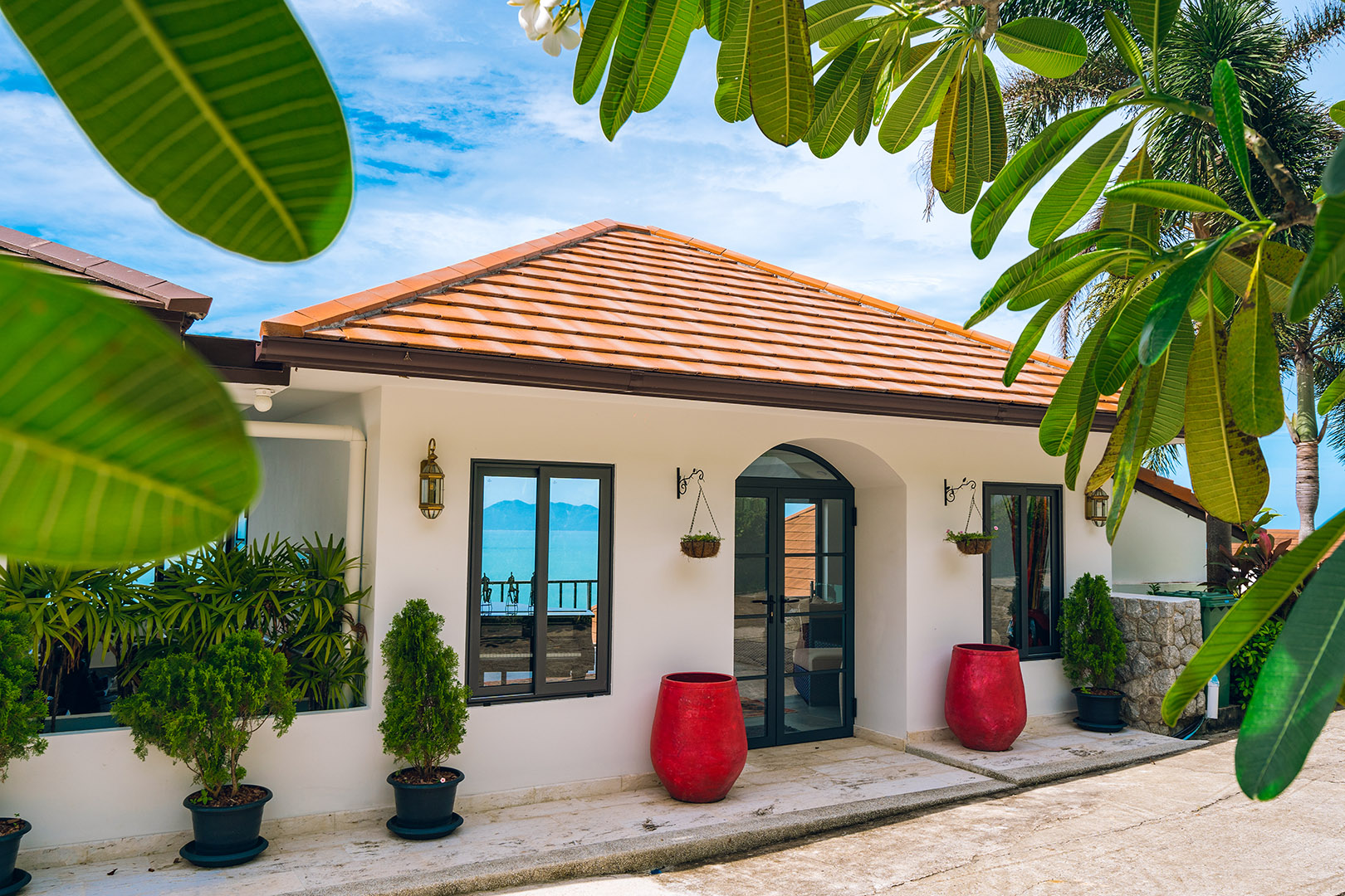 The Peak – Cliffside 5 Bedroom 6 Bathroom Seaview Villa in Bangpor for sale