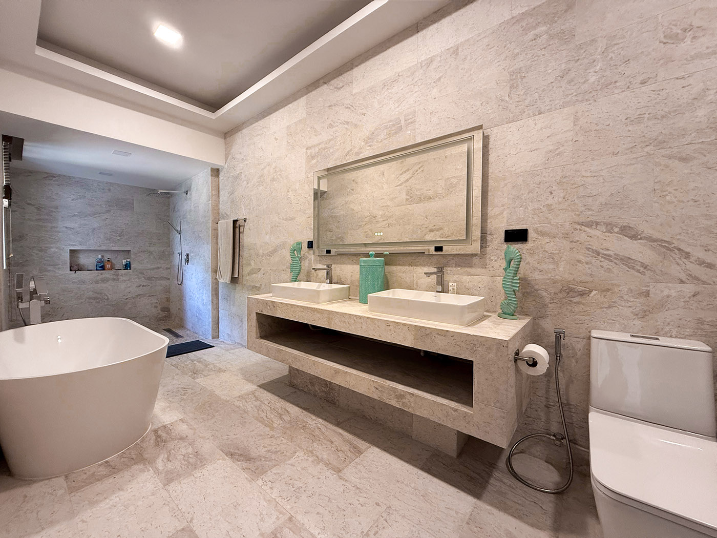 Villa Acacia  - Premium 5 Bedroom Mountain View Pool Villa + 2 Development Plots in Lamai for Sale