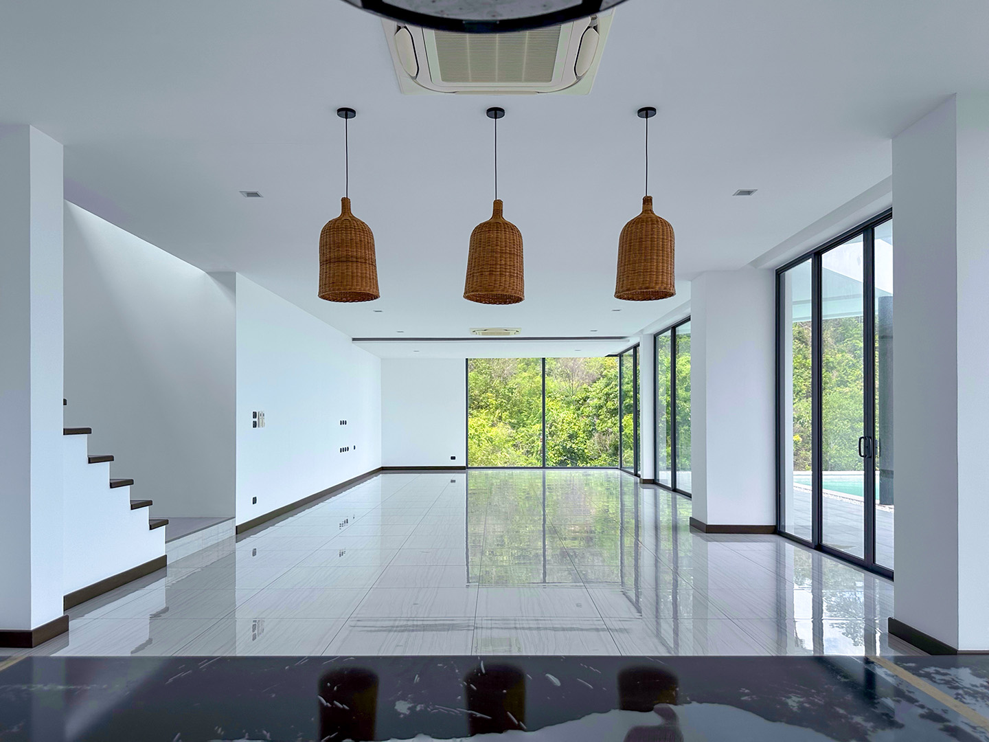 Verano Residence - Quality 4+1 Bedroom Seaview Pool Villa in Chaweng Noi for Sale