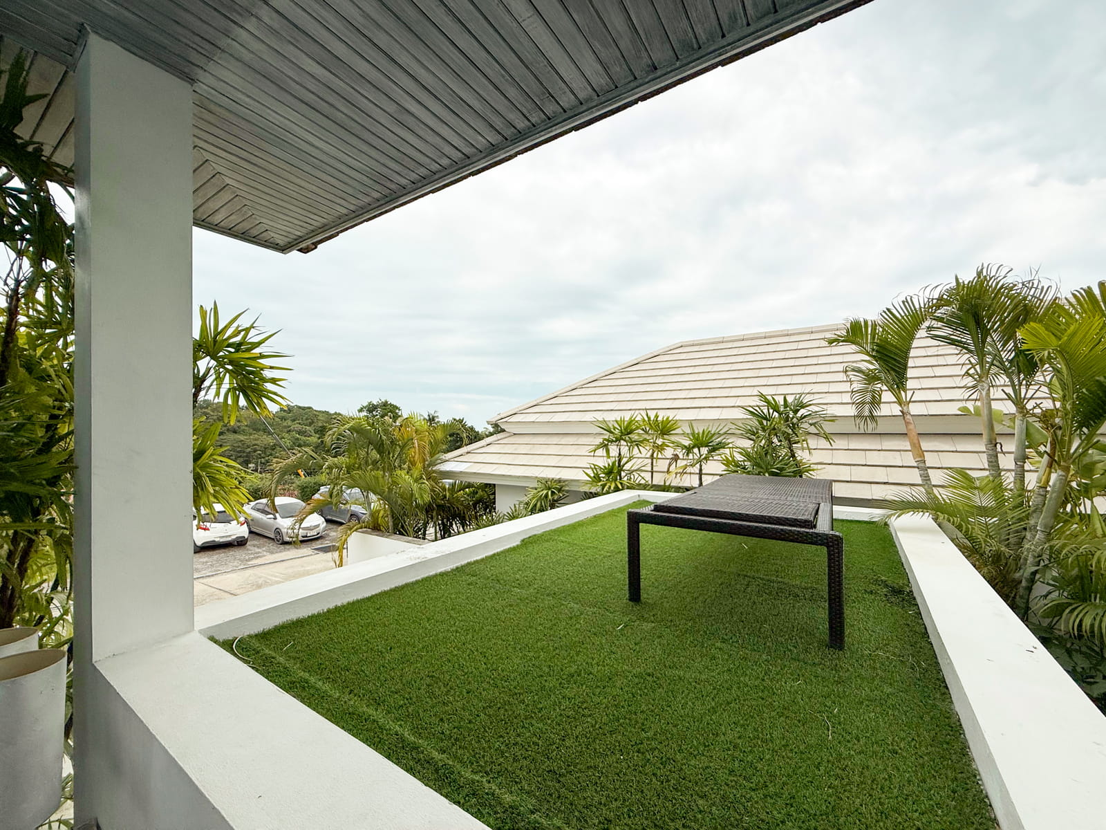 Villa Cannes - 2 Bedroom Garden Pool Villa in Horizon Villas for sale: 2 bedroom Villa Cannes for sale, parking