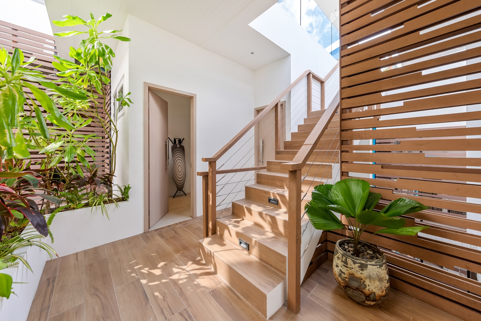 Pacific Palisade Villa Venice – 4 Bedroom Seaview Pool Villa in Bang Por for sale: Pacific Palisades Villa Venice – 4 Bedroom Seaview Pool Villa in Bang Por for sale