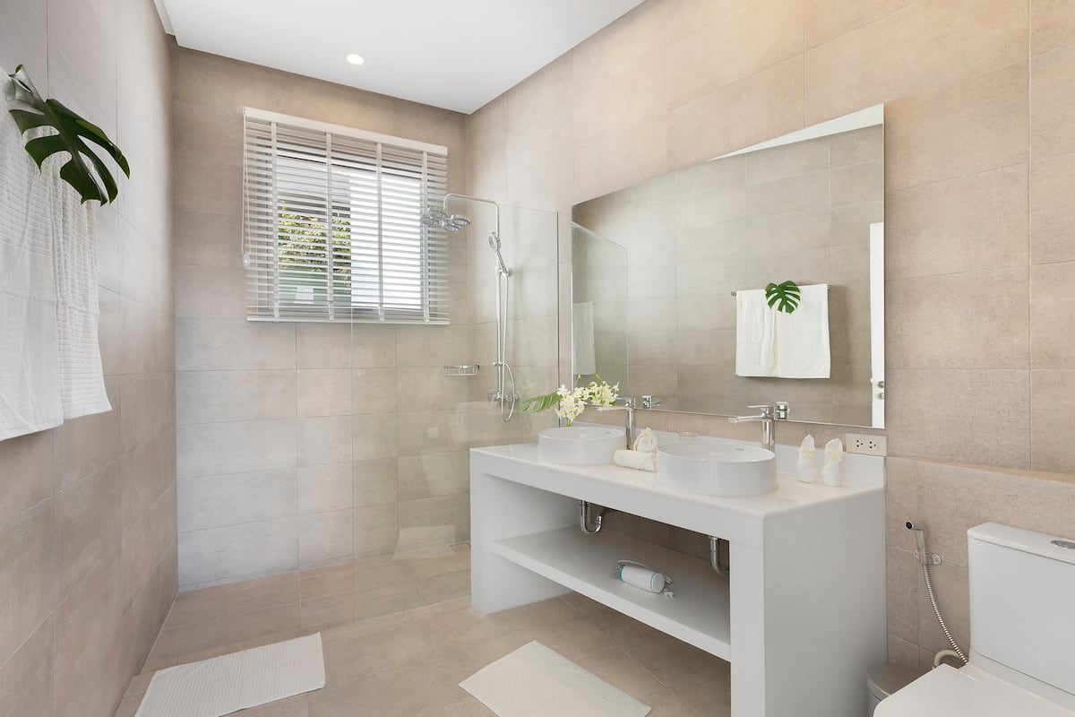 Trendy 4 Bedroom Seaview Pool Villa in Choeng Mon for sale