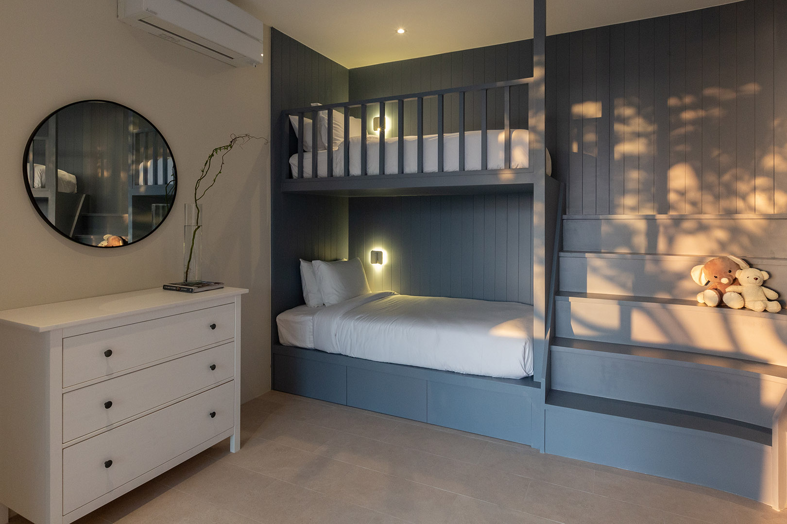 (SOLD) Villa Celadon – Captivating 5 Bedroom Seaview Pool Villa in Bangpor, Koh Samui