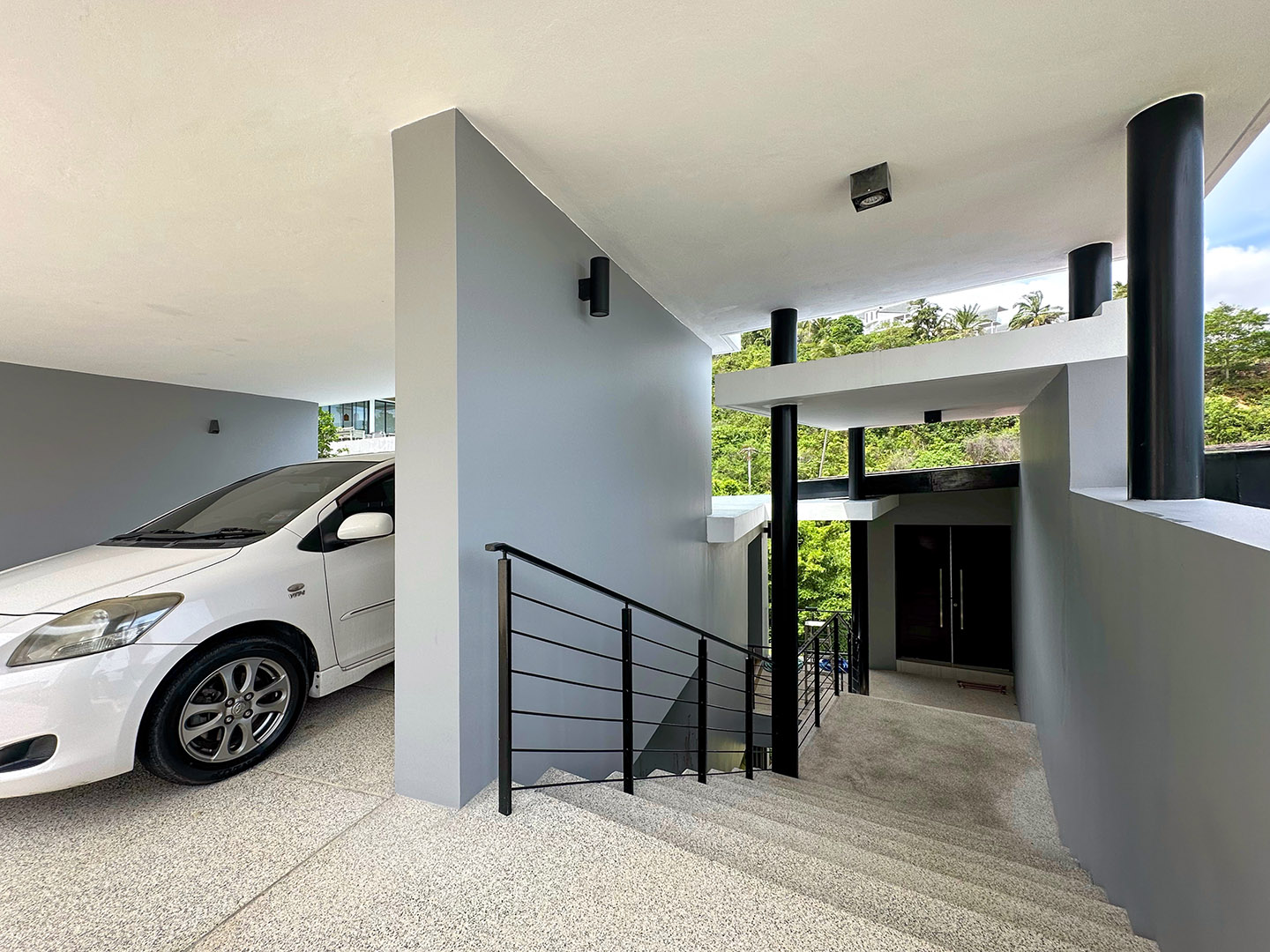 Verano Residence - Quality 4+1 Bedroom Seaview Pool Villa in Chaweng Noi for Sale