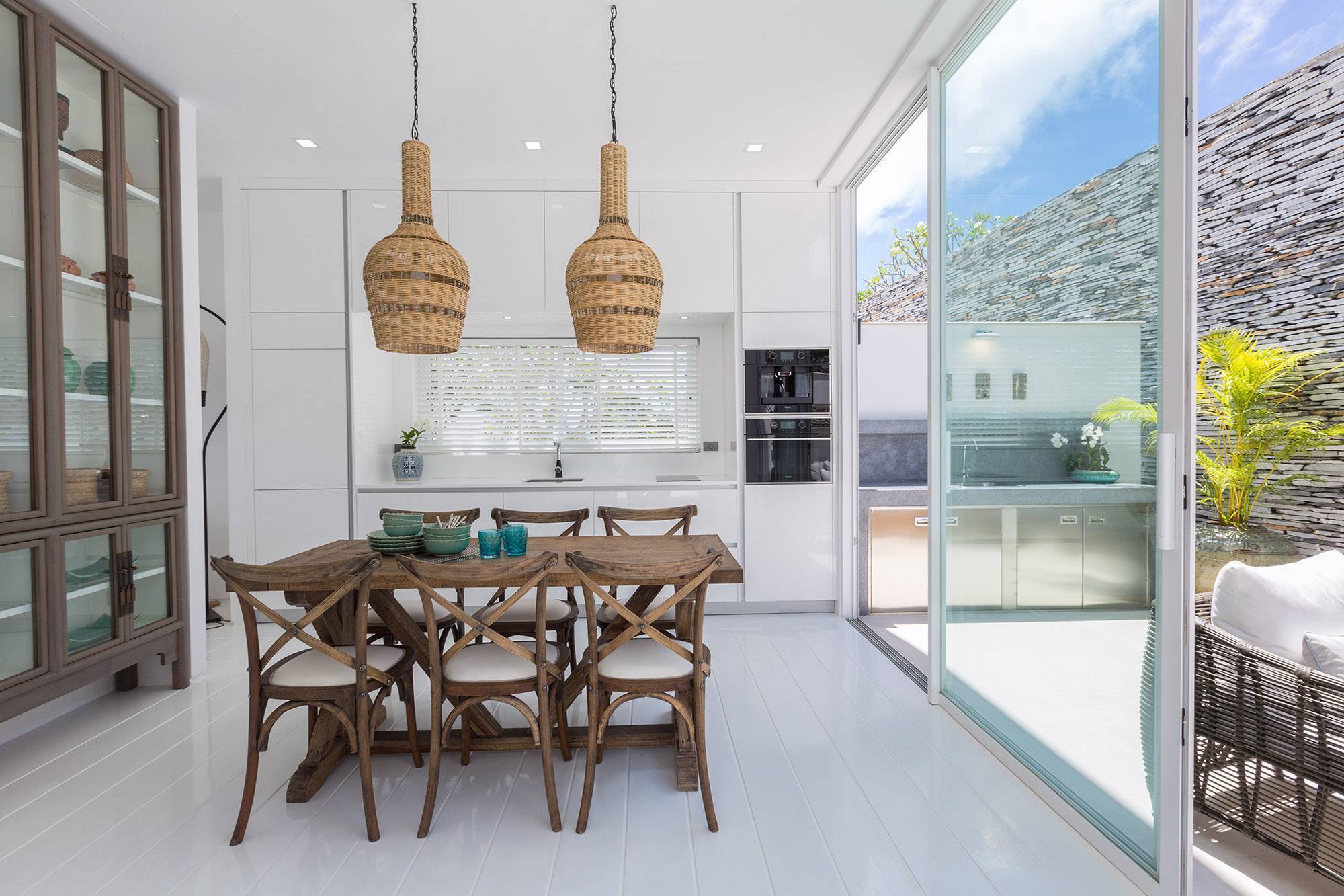 Michaela Residence - Luxury 2 bedroom Seaview Pool Villa in Plai Laem for sale