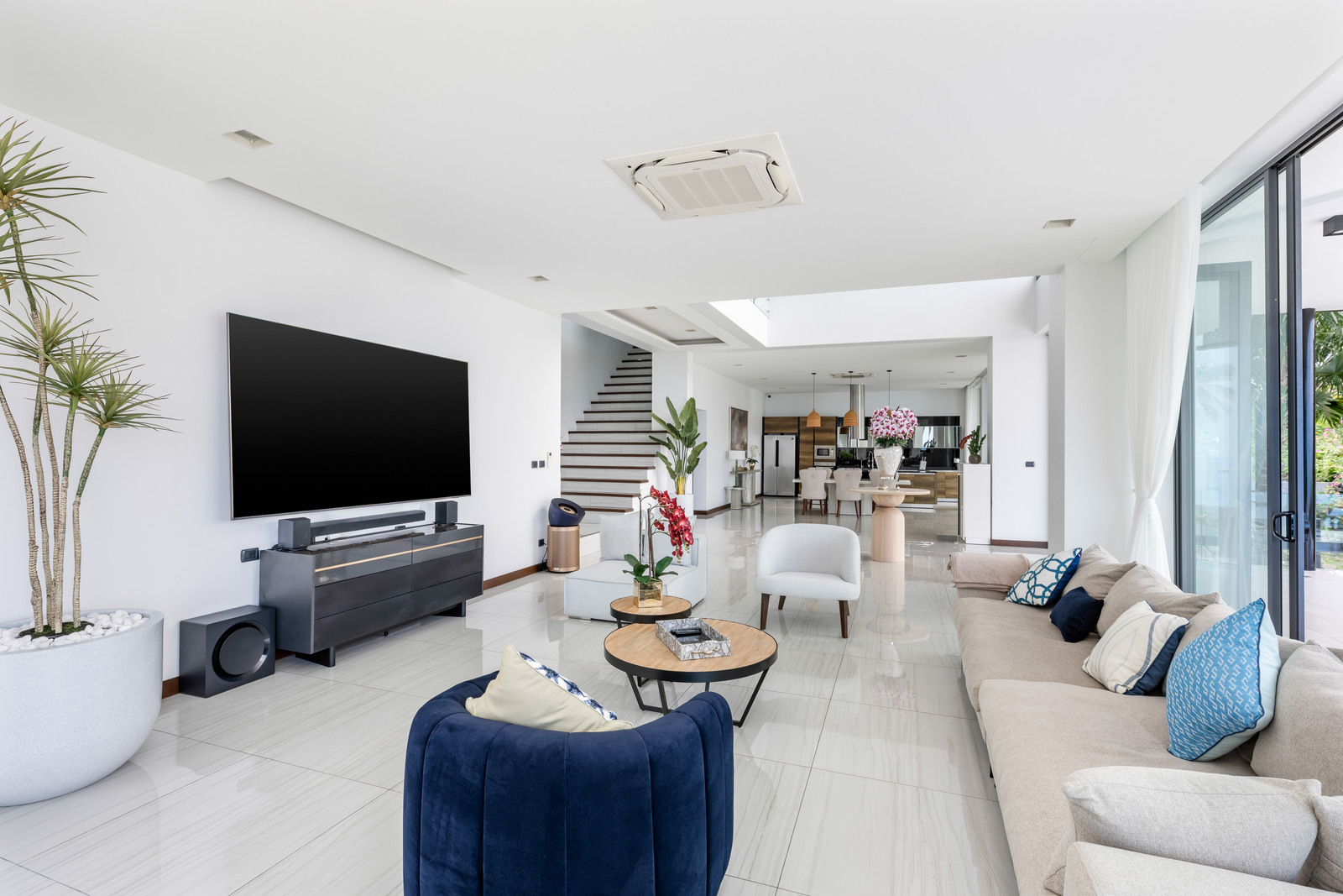 Verano Residence - Contemporary 4+1 Bedroom Seaview Pool Villa in Chaweng Noi for Sale: Verano Residence - Contemporary 4+1 Bedroom Seaview Pool Villa in Chaweng Noi for Sale