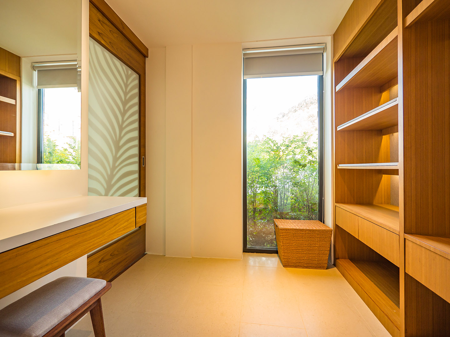 (PRICE REDUCED!) Darika Residence B5 - Dazzling 4 Bedroom Seaview Pool Villa in Bang Por for sale