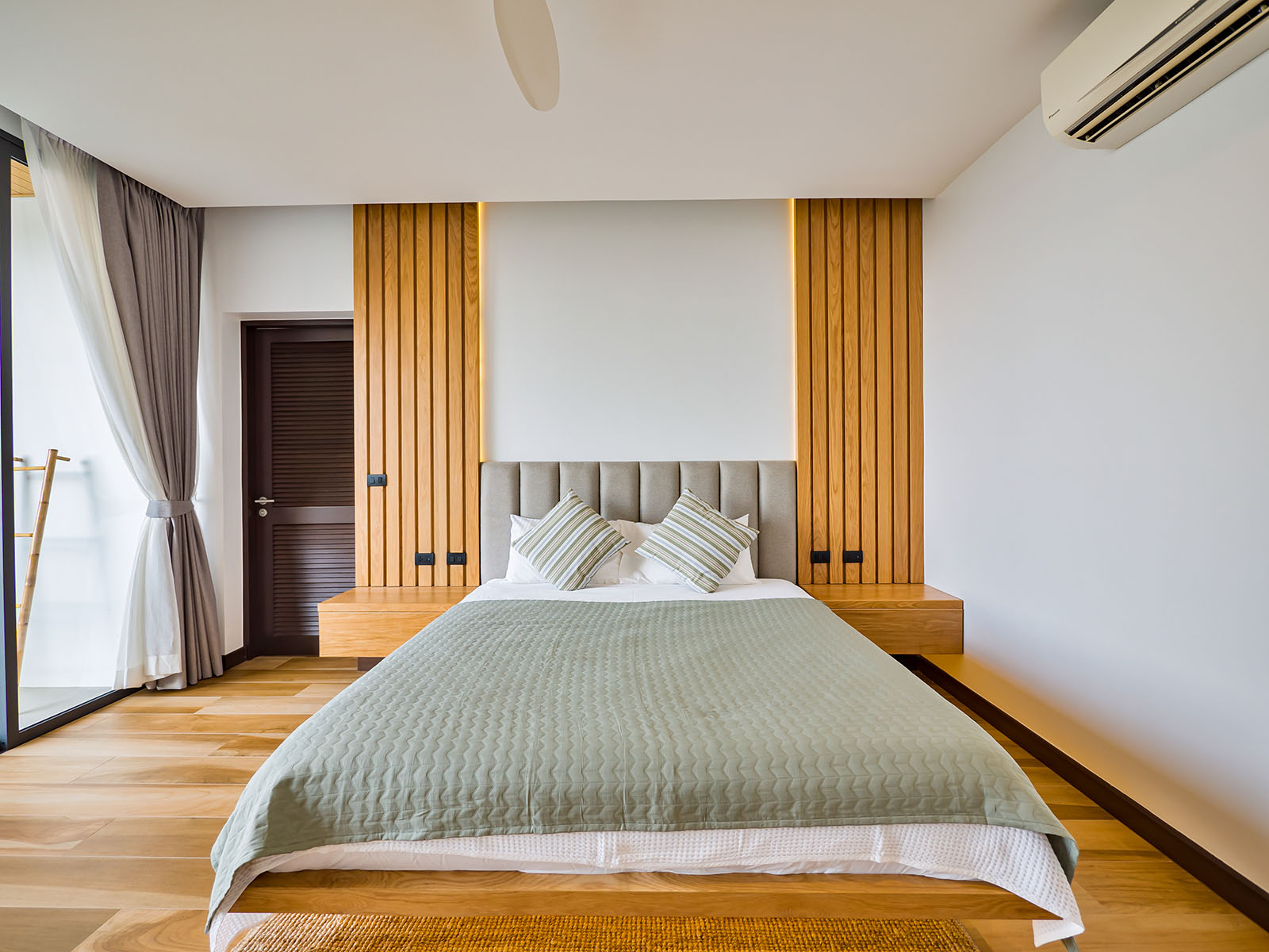 (PRICE REDUCED!) Verano Residence - Contemporary 3+1 Bedroom Seaview Pool Villa in Chaweng Noi for Sale