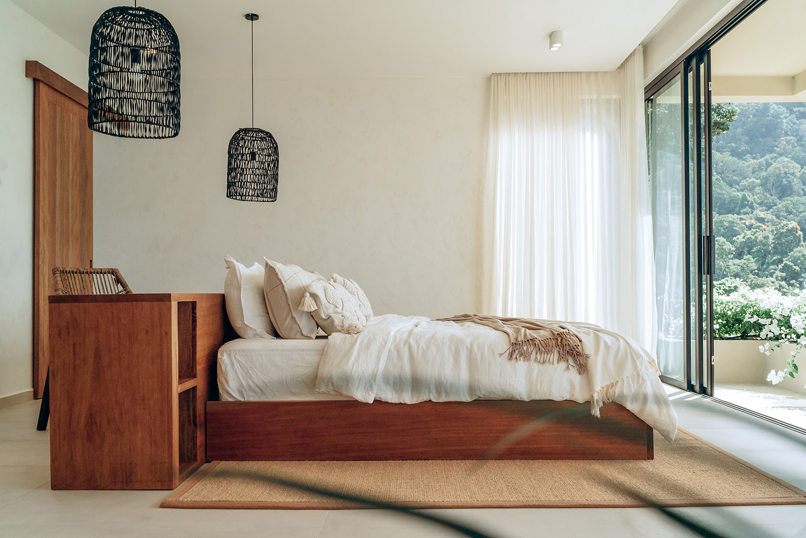 Istani Villas – Award Winning Mediterranean 4+1 Bedroom Seaview Villa in Chaweng 