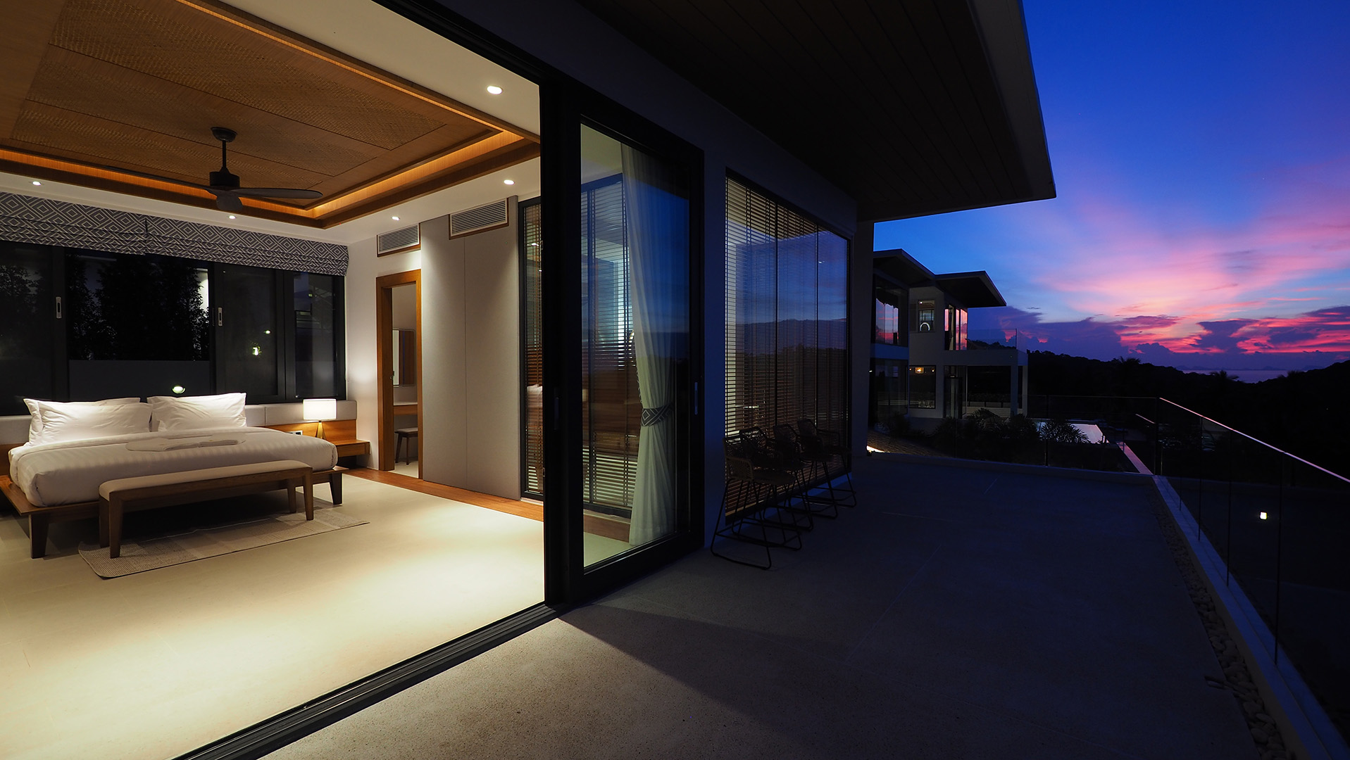 (PRICE REDUCED!) Darika Residence B3 - Grandeur 4 Bedroom Seaview Pool Villa in Bang Por for sale