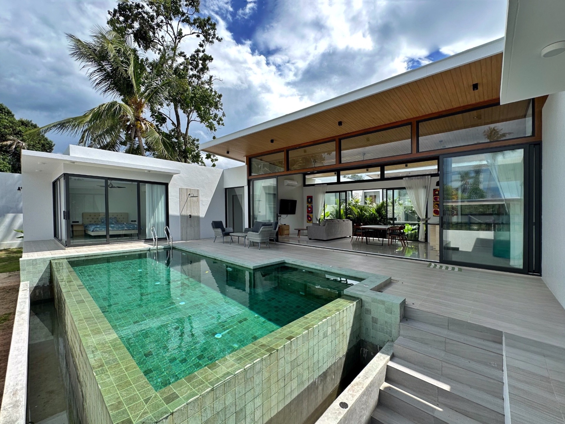 (SOLD) Sawasdee Pool Villas – Tropical 3 Bedroom Garden Pool Villas in Samui